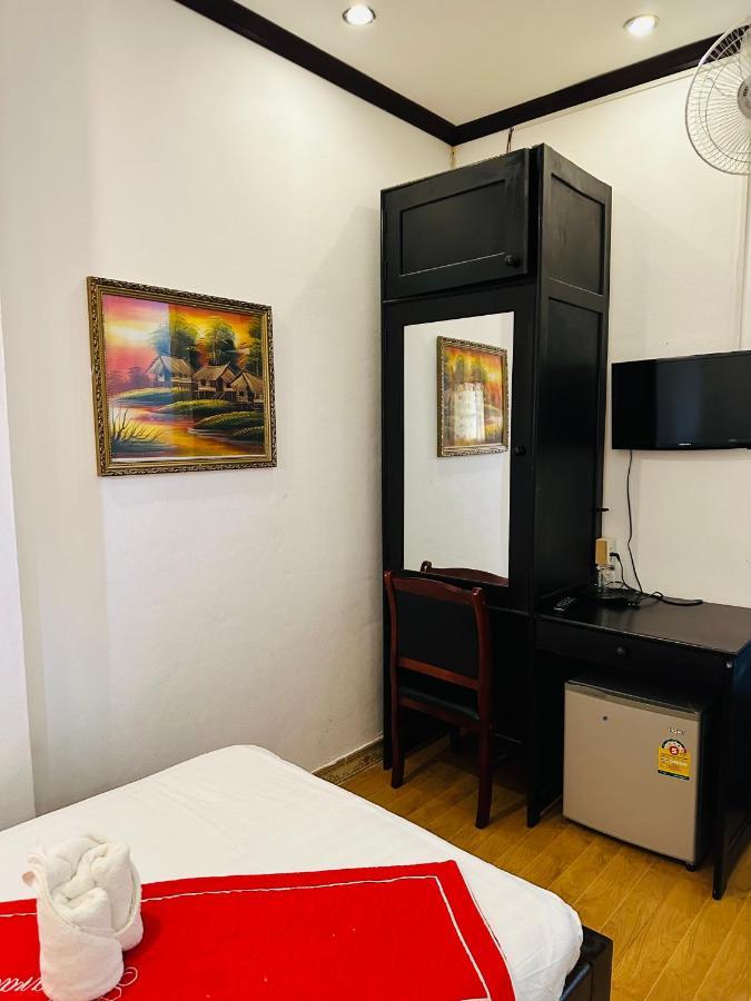 مبيت وإفطار لوانغ برابانغ Singharat Boutique House المظهر الخارجي الصورة