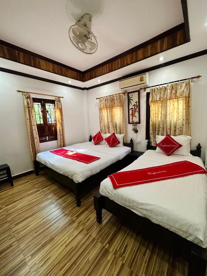مبيت وإفطار لوانغ برابانغ Singharat Boutique House المظهر الخارجي الصورة