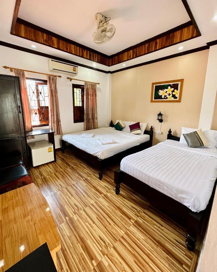مبيت وإفطار لوانغ برابانغ Singharat Boutique House المظهر الخارجي الصورة