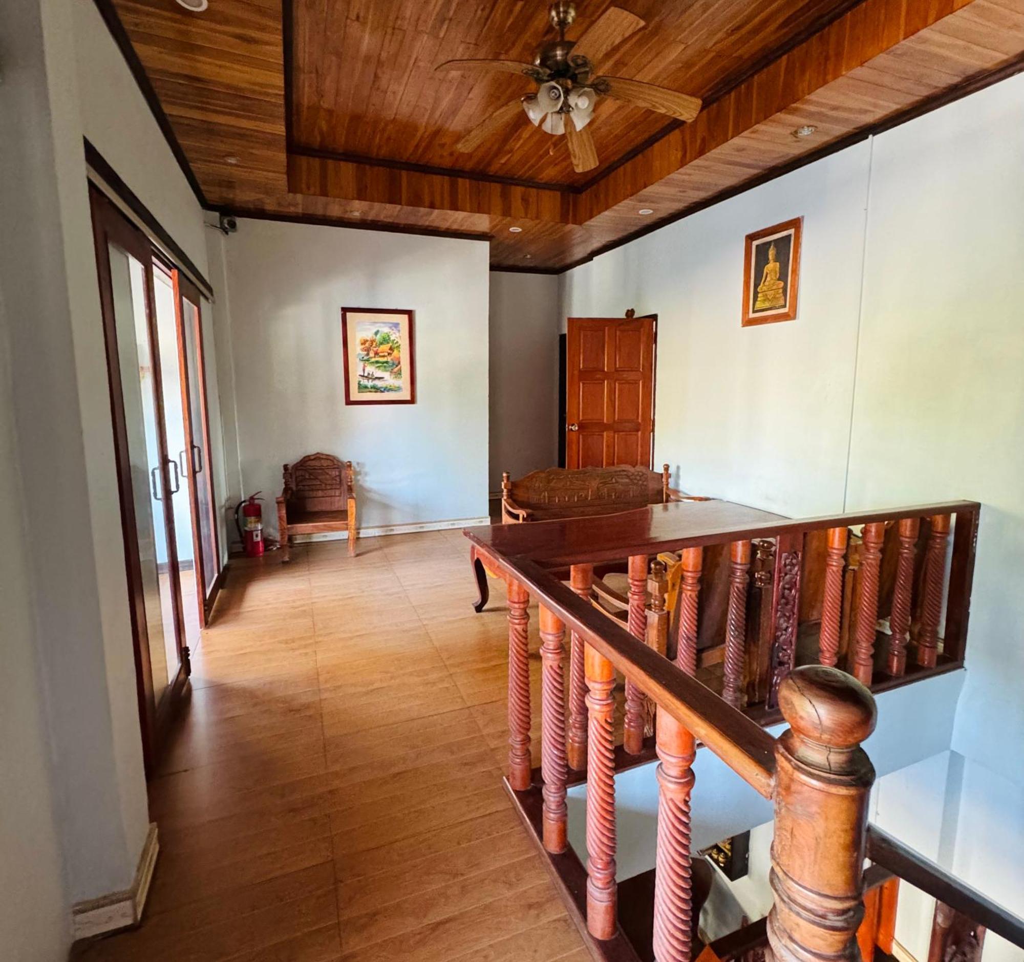 مبيت وإفطار لوانغ برابانغ Singharat Boutique House المظهر الخارجي الصورة