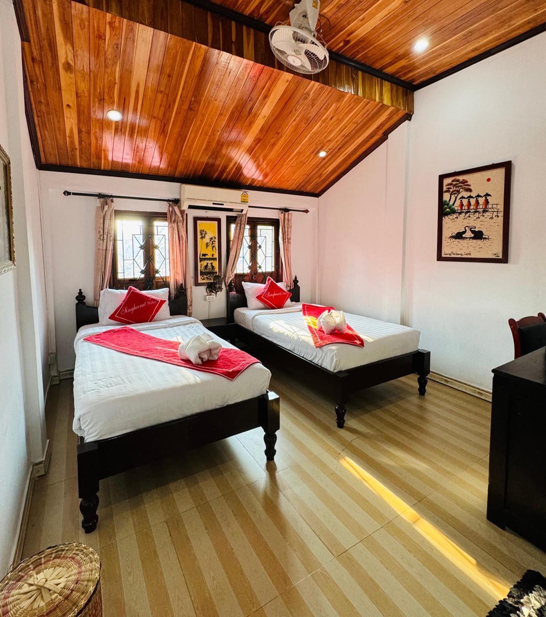 مبيت وإفطار لوانغ برابانغ Singharat Boutique House المظهر الخارجي الصورة
