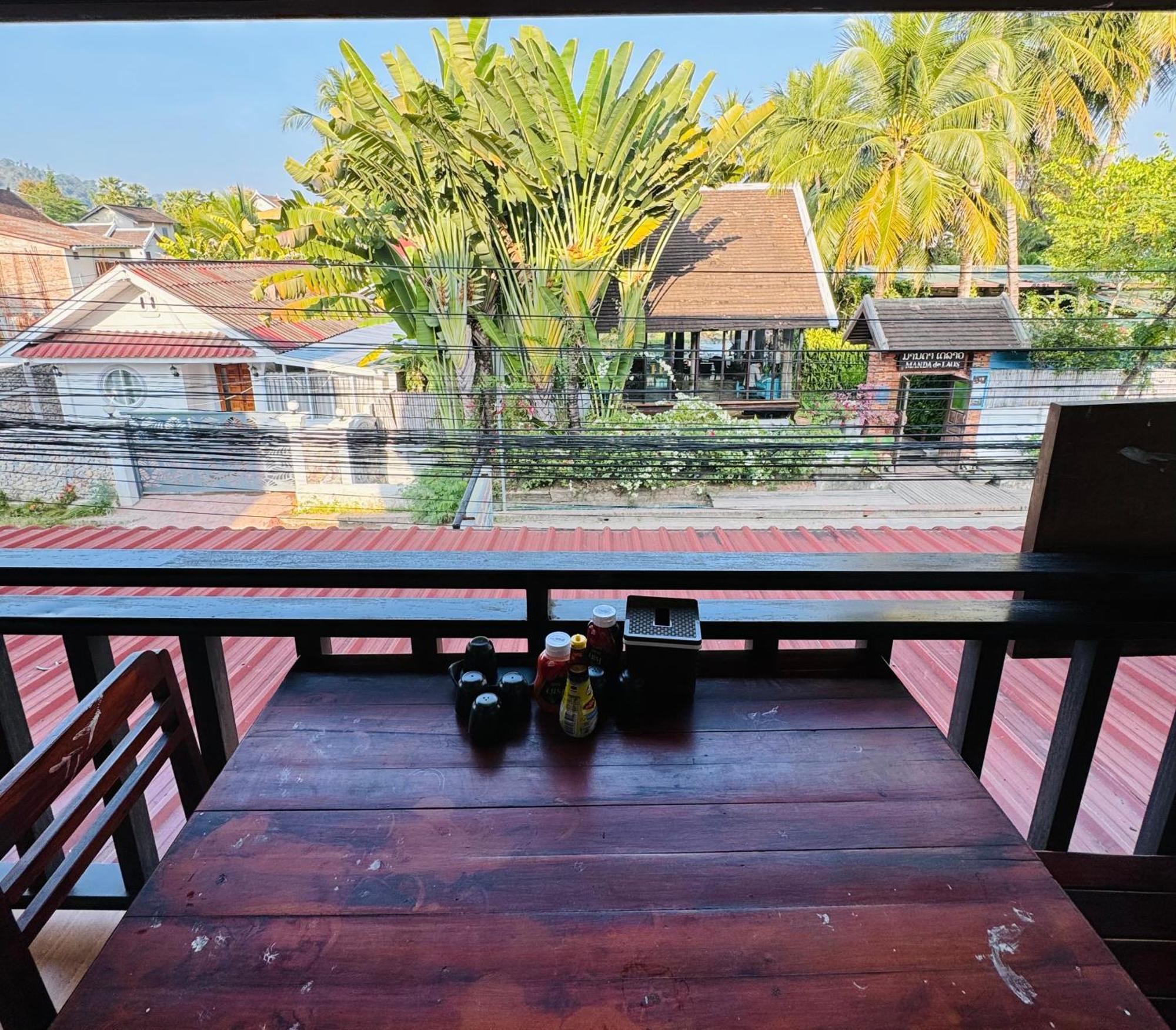 مبيت وإفطار لوانغ برابانغ Singharat Boutique House المظهر الخارجي الصورة