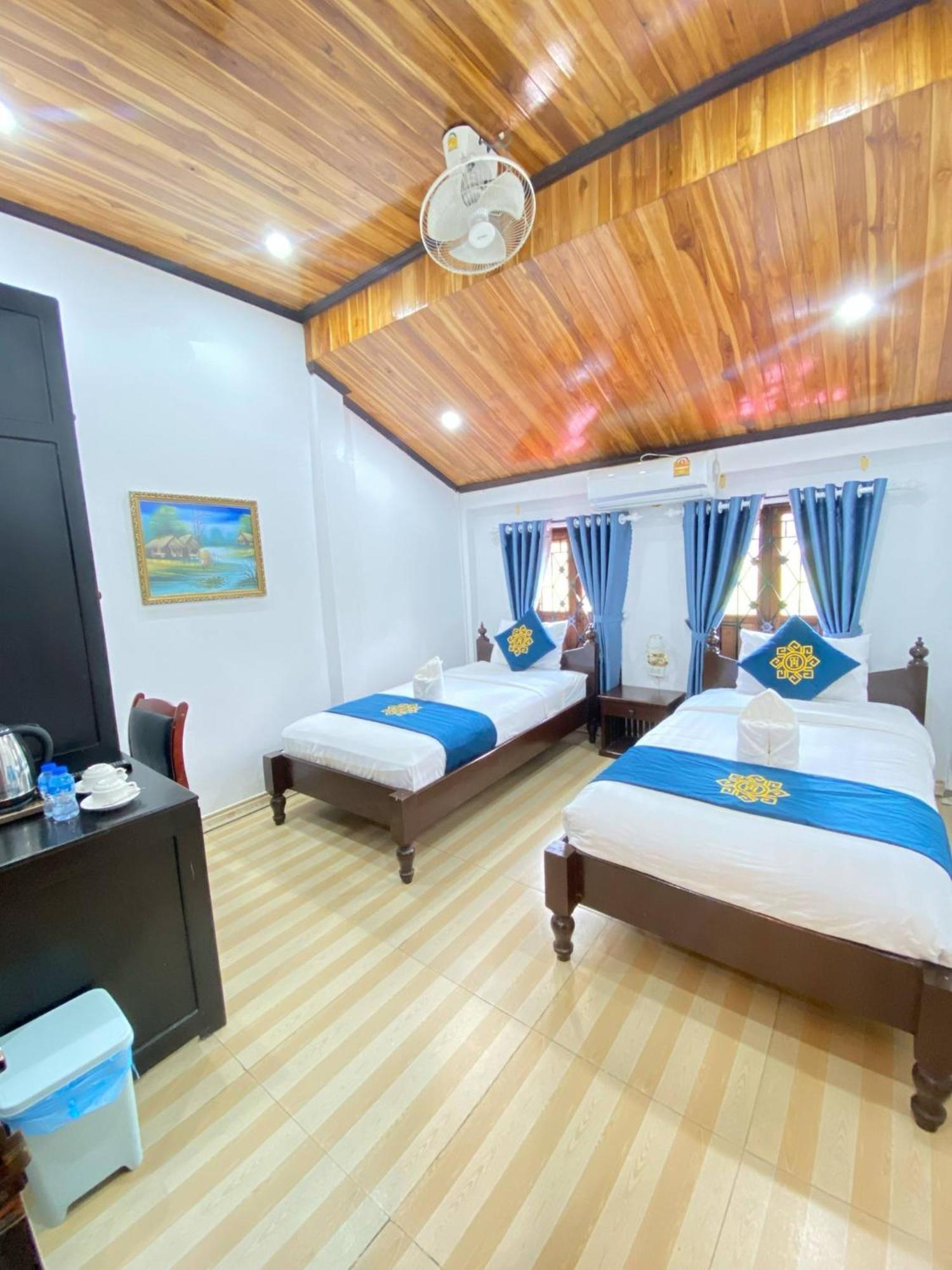 مبيت وإفطار لوانغ برابانغ Singharat Boutique House المظهر الخارجي الصورة