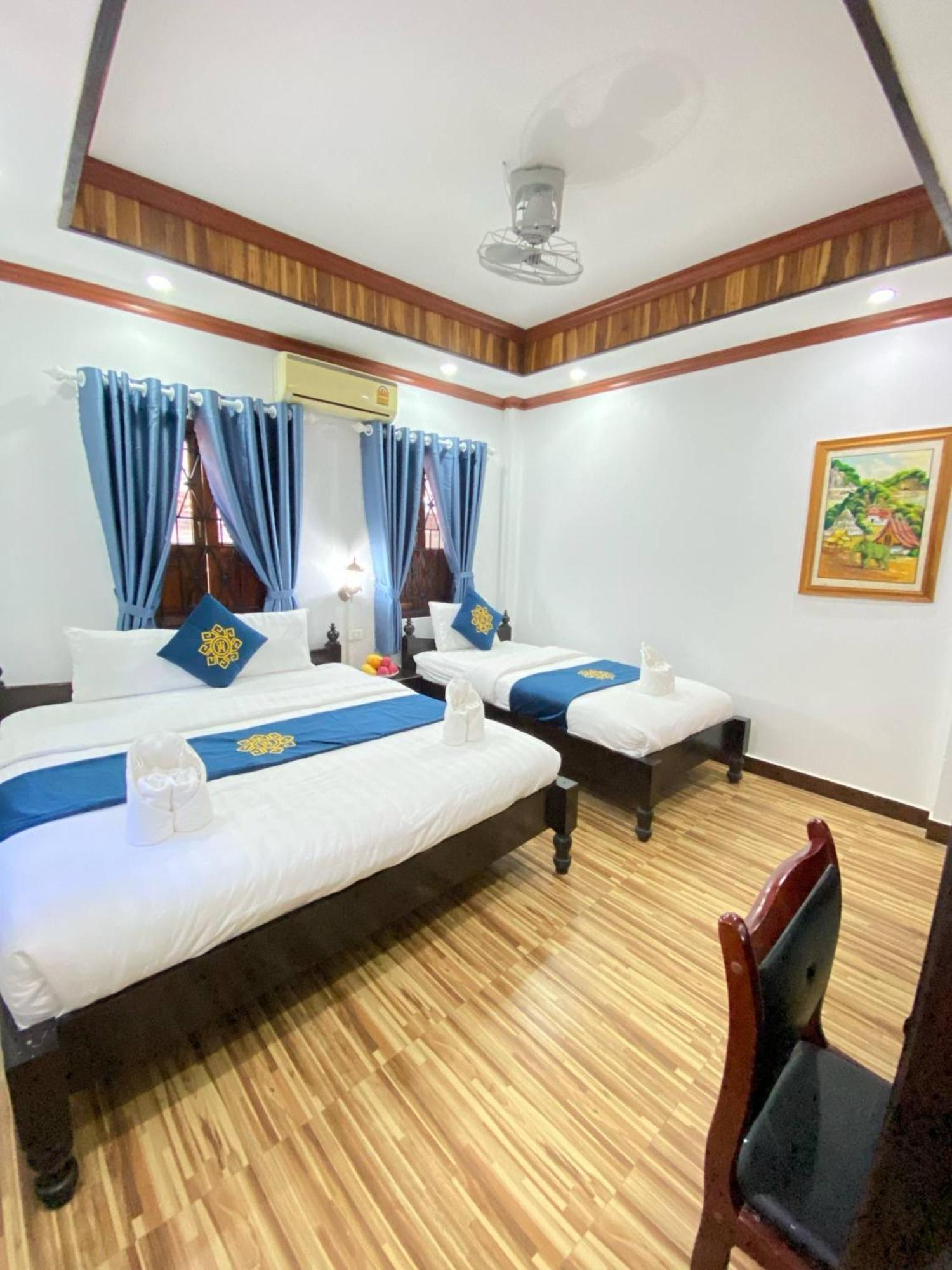 مبيت وإفطار لوانغ برابانغ Singharat Boutique House المظهر الخارجي الصورة