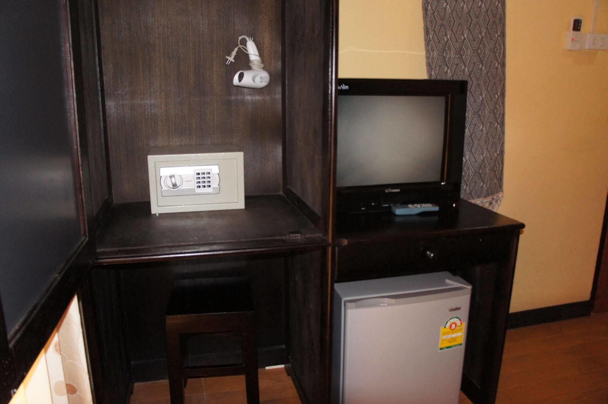 مبيت وإفطار لوانغ برابانغ Singharat Boutique House المظهر الخارجي الصورة