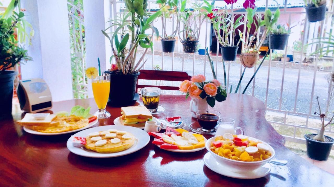 مبيت وإفطار لوانغ برابانغ Singharat Boutique House المظهر الخارجي الصورة