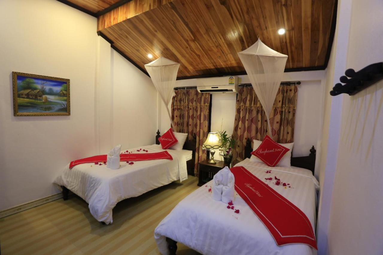 مبيت وإفطار لوانغ برابانغ Singharat Boutique House المظهر الخارجي الصورة