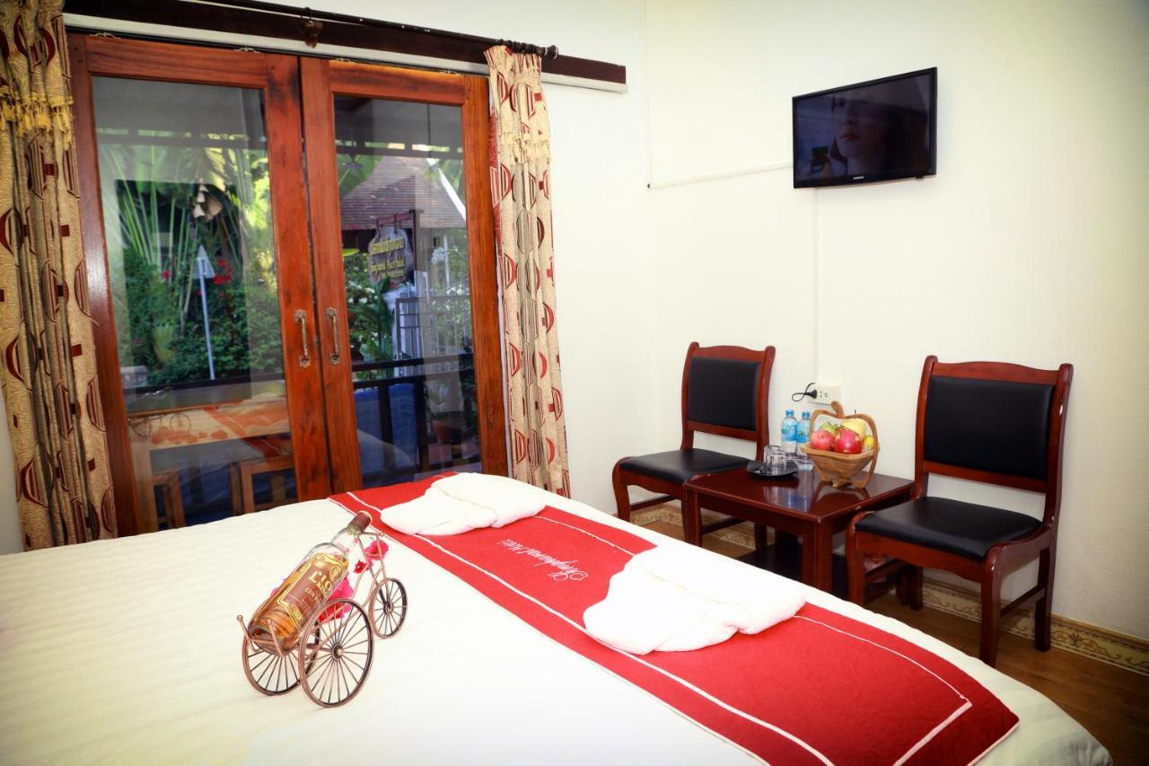 مبيت وإفطار لوانغ برابانغ Singharat Boutique House المظهر الخارجي الصورة