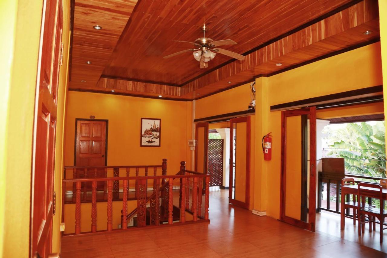 مبيت وإفطار لوانغ برابانغ Singharat Boutique House المظهر الخارجي الصورة