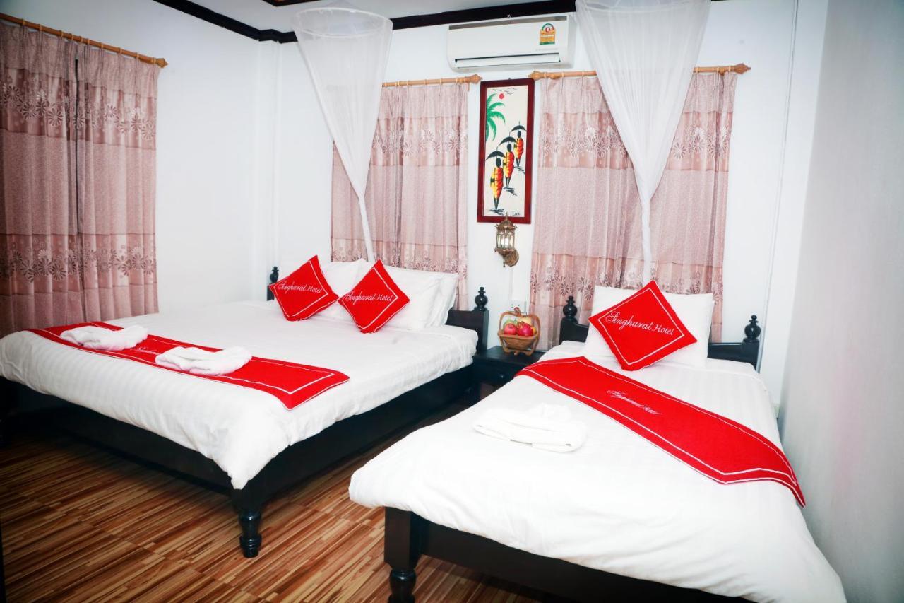 مبيت وإفطار لوانغ برابانغ Singharat Boutique House المظهر الخارجي الصورة